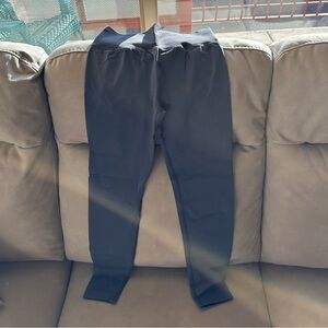 Blue leggings with butt scrunch